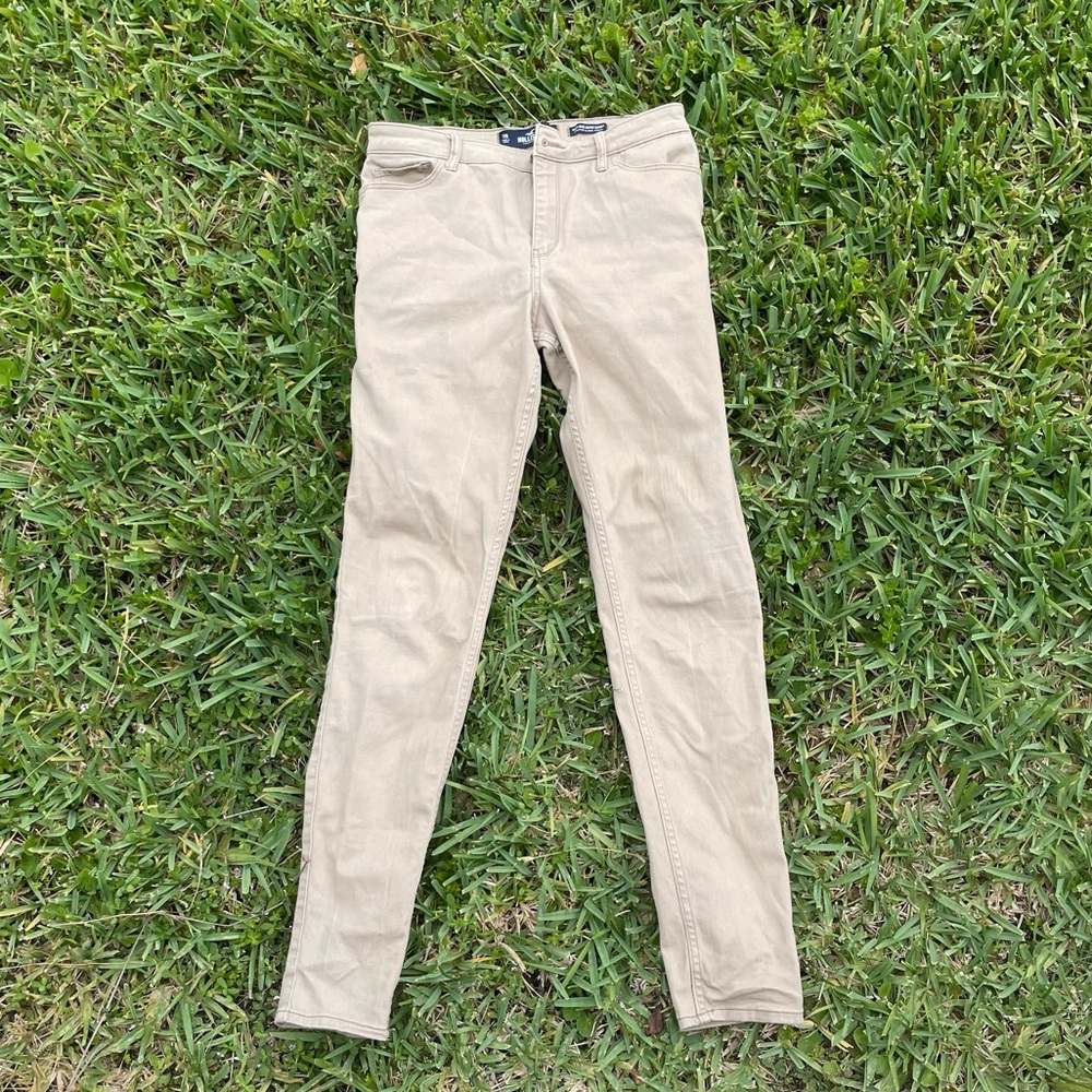 Hollister high-rise skinny khaki jeans